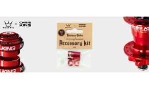 Peaty's accessory kit Tubeless ventila 42mm Red
